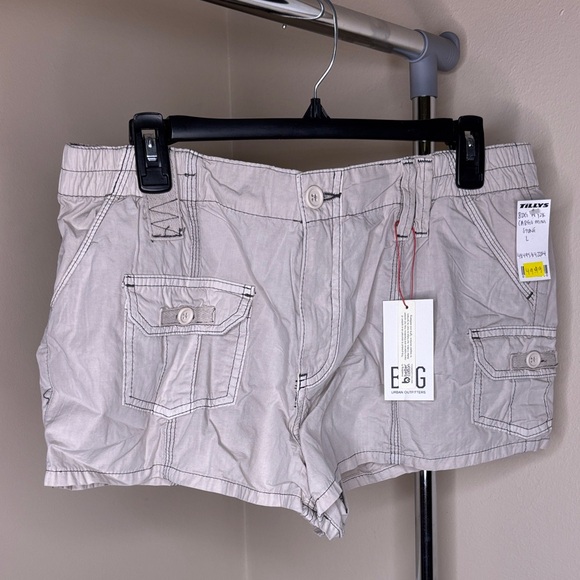 BDG Urban Outfitters Tan Cargo Shorts